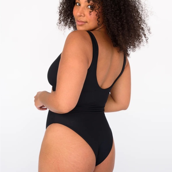 Skatie Chloe One Piece - Picture 6 of 6